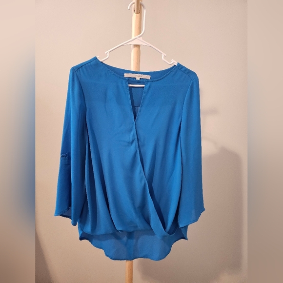 Fun 2 Fun Elegant Hi-low Blouse, M - Picture 1 of 3